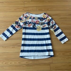 Hillard & Hanson Floral Blouse Blue and White 3/4 Sleeve Fitted Women Size Med